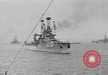 Standbild Weihnachten Flotte überprüfen New York City USA, 1918, aus Sekunde 12 historischem Filmmaterial Videoclip 65675049927