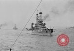 Standbild Weihnachten Flotte überprüfen New York City USA, 1918, aus Sekunde 27 historischem Filmmaterial Videoclip 65675049927