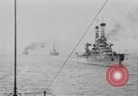 Standbild Weihnachten Flotte überprüfen New York City USA, 1918, aus Sekunde 32 historischem Filmmaterial Videoclip 65675049927