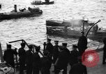 Standbild Inspektion der Segler Atlantik, 1920, aus Sekunde 5 historischem Filmmaterial Videoclip 65675049935