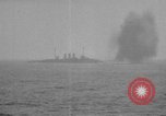 Image US Navy naufrage vaisseau cible 'Océan Atlantique, 1920, de la seconde 6 séquences d'archives historiques vidéo 65675049940