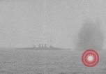 Image US Navy naufrage vaisseau cible 'Océan Atlantique, 1920, de la seconde 8 séquences d'archives historiques vidéo 65675049940