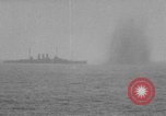 Image US Navy naufrage vaisseau cible 'Océan Atlantique, 1920, de la seconde 11 séquences d'archives historiques vidéo 65675049940