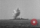 Image US Navy naufrage vaisseau cible 'Océan Atlantique, 1920, de la seconde 18 séquences d'archives historiques vidéo 65675049940
