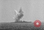 Image US Navy naufrage vaisseau cible 'Océan Atlantique, 1920, de la seconde 19 séquences d'archives historiques vidéo 65675049940