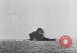 Image US Navy naufrage vaisseau cible 'Océan Atlantique, 1920, de la seconde 24 séquences d'archives historiques vidéo 65675049940