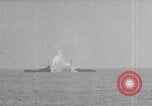 Image US Navy naufrage vaisseau cible 'Océan Atlantique, 1920, de la seconde 29 séquences d'archives historiques vidéo 65675049940