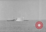 Image US Navy naufrage vaisseau cible 'Océan Atlantique, 1920, de la seconde 33 séquences d'archives historiques vidéo 65675049940