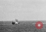 Image US Navy naufrage vaisseau cible 'Océan Atlantique, 1920, de la seconde 52 séquences d'archives historiques vidéo 65675049940