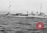 Image système de signalisation clignotant 'Océan Atlantique, 1920, de la seconde 23 séquences d'archives historiques vidéo 65675049945