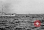 Image système de signalisation clignotant 'Océan Atlantique, 1920, de la seconde 43 séquences d'archives historiques vidéo 65675049945