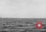 Image système de signalisation clignotant 'Océan Atlantique, 1920, de la seconde 49 séquences d'archives historiques vidéo 65675049945