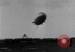 Standbild Hindenburg Katastrophe Manchester New Jersey USA, 1937, aus Sekunde 9 historischem Filmmaterial Videoclip 65675049953