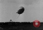Standbild Hindenburg Katastrophe Manchester New Jersey USA, 1937, aus Sekunde 10 historischem Filmmaterial Videoclip 65675049953