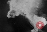 Standbild Hindenburg Katastrophe Manchester New Jersey USA, 1937, aus Sekunde 27 historischem Filmmaterial Videoclip 65675049953