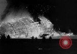 Standbild Hindenburg Katastrophe Manchester New Jersey USA, 1937, aus Sekunde 41 historischem Filmmaterial Videoclip 65675049953