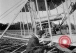 Immagine di Modello di Wright Flyer Le Mans Francia, 1908, secondo 16 filmato di repertorio 65675049965