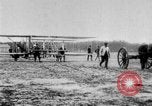 Immagine di Modello di Wright Flyer Le Mans Francia, 1908, secondo 28 filmato di repertorio 65675049965