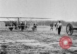 Immagine di Modello di Wright Flyer Le Mans Francia, 1908, secondo 29 filmato di repertorio 65675049965
