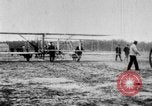 Immagine di Modello di Wright Flyer Le Mans Francia, 1908, secondo 30 filmato di repertorio 65675049965