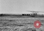 Immagine di Modello di Wright Flyer Le Mans Francia, 1908, secondo 56 filmato di repertorio 65675049965