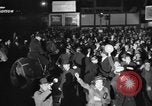 Immagine di Festa di Capodanno New York City USA, 1936, secondo 26 filmato di repertorio 65675049980