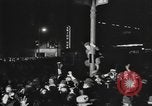 Immagine di Festa di Capodanno New York City USA, 1936, secondo 35 filmato di repertorio 65675049980