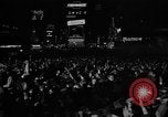 Immagine di Festa di Capodanno New York City USA, 1936, secondo 48 filmato di repertorio 65675049980