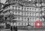 Image Ambassade de France Washington DC USA, 1921, de la seconde 14 séquences d'archives historiques vidéo 65675049983