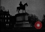 Image des statues de nobles hommes Washington DC USA, 1921, de la seconde 5 séquences d'archives historiques vidéo 65675049991