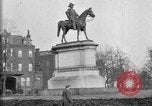 Image des statues de nobles hommes Washington DC USA, 1921, de la seconde 8 séquences d'archives historiques vidéo 65675049991