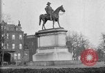Image des statues de nobles hommes Washington DC USA, 1921, de la seconde 10 séquences d'archives historiques vidéo 65675049991