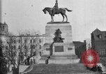 Image des statues de nobles hommes Washington DC USA, 1921, de la seconde 11 séquences d'archives historiques vidéo 65675049991