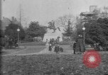 Image des statues de nobles hommes Washington DC USA, 1921, de la seconde 25 séquences d'archives historiques vidéo 65675049991
