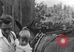 Standbild weiblich Missionar Kentucky United States USA, 1921, aus Sekunde 18 historischem Filmmaterial Videoclip 65675049998