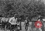 Standbild weiblich Missionar Kentucky United States USA, 1921, aus Sekunde 50 historischem Filmmaterial Videoclip 65675049998