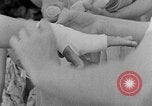 Immagine di Health care di dimostrazione Kentucky United States USA, 1921, secondo 30 filmato di repertorio 65675050009