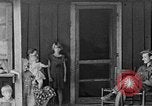 Standbild Bauernhof der Familie Kentucky United States USA, 1921, aus Sekunde 53 historischem Filmmaterial Videoclip 65675050010