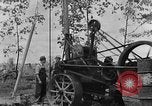 Image Well Drilling farm machinery Kentucky United States USA, 1940, de la seconde 3 séquences d'archives historiques vidéo 65675050012