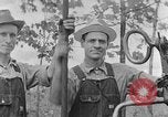 Image Well Drilling farm machinery Kentucky United States USA, 1940, de la seconde 9 séquences d'archives historiques vidéo 65675050012