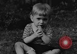 Immagine di Piccolo Ragazzo Kentucky United States USA, 1940, secondo 6 filmato di repertorio 65675050014