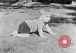 Immagine di Piccolo Ragazzo Kentucky United States USA, 1940, secondo 13 filmato di repertorio 65675050014