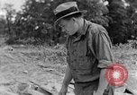 Image concasser des pierres Tennessee United States USA, 1940, de la seconde 26 séquences d'archives historiques vidéo 65675050018