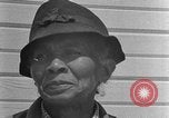 Standbild Afroamerikanische Frauen im ländlichen Süden 1940 Calhoun Alabama USA, 1940, aus Sekunde 34 historischem Filmmaterial Videoclip 65675050032