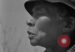 Standbild Afroamerikanische Frauen im ländlichen Süden 1940 Calhoun Alabama USA, 1940, aus Sekunde 41 historischem Filmmaterial Videoclip 65675050032