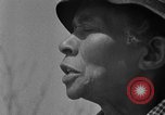 Standbild Afroamerikanische Frauen im ländlichen Süden 1940 Calhoun Alabama USA, 1940, aus Sekunde 42 historischem Filmmaterial Videoclip 65675050032