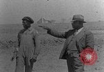 Standbild Afroamerikanische Männer im ländlichen Süden der USA Calhoun Alabama USA, 1940, aus Sekunde 1 historischem Filmmaterial Videoclip 65675050033
