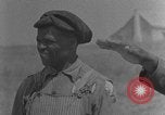 Standbild Afroamerikanische Männer im ländlichen Süden der USA Calhoun Alabama USA, 1940, aus Sekunde 11 historischem Filmmaterial Videoclip 65675050033
