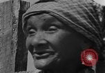 Standbild Afroamerikanische Mädchen im ländlichen Süden Calhoun Alabama USA, 1940, aus Sekunde 4 historischem Filmmaterial Videoclip 65675050034