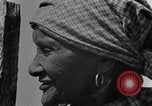 Standbild Afroamerikanische Mädchen im ländlichen Süden Calhoun Alabama USA, 1940, aus Sekunde 17 historischem Filmmaterial Videoclip 65675050034